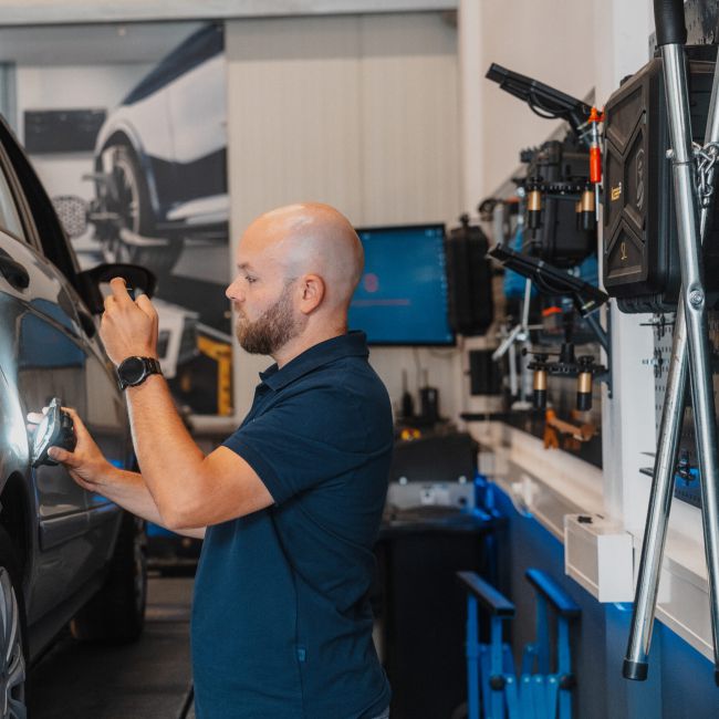 Sachverständiger bei Gutachteneinschätzung