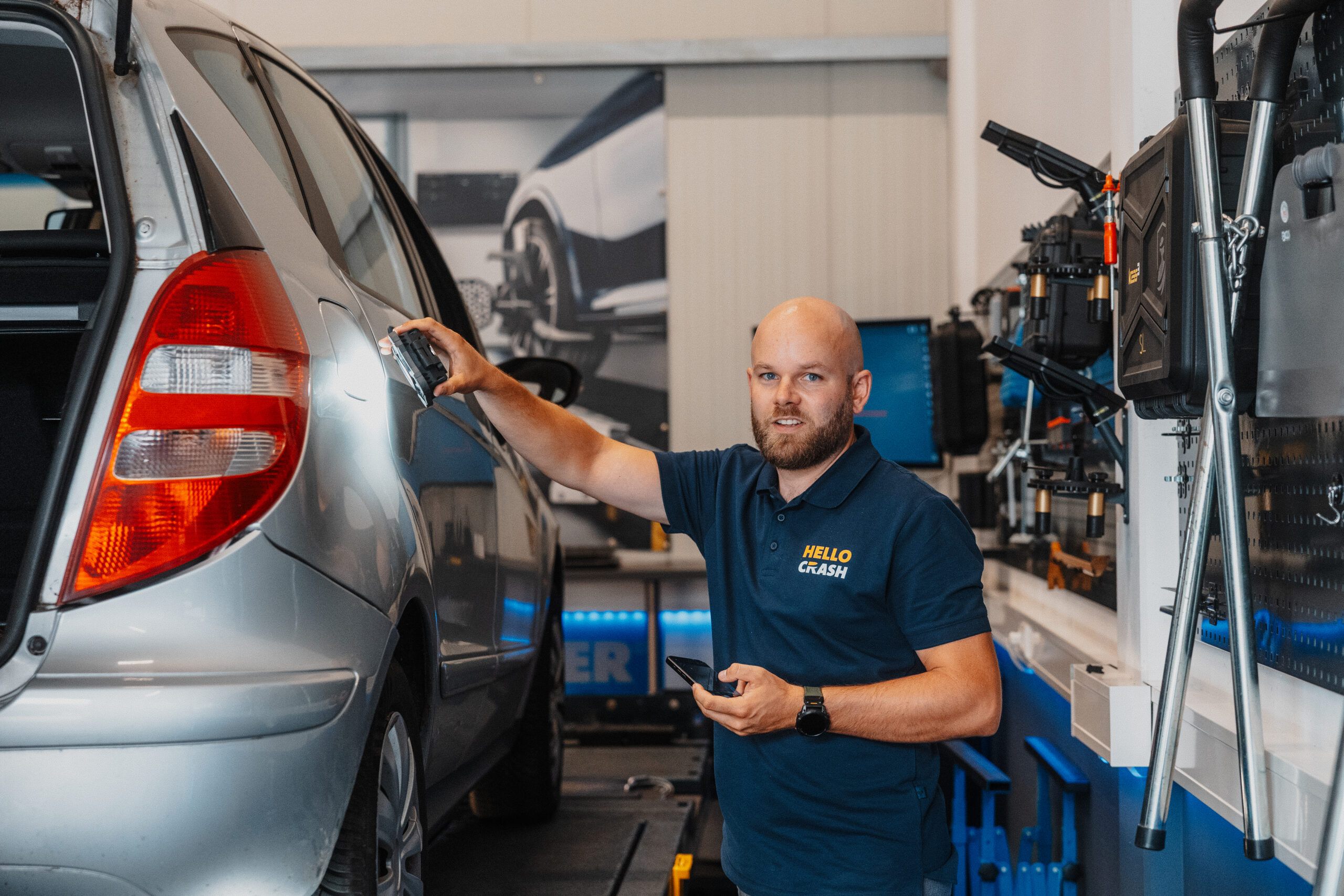 Unfallfahrzeug in Frankfurt – Erstellung eines professionellen Unfallgutachtens