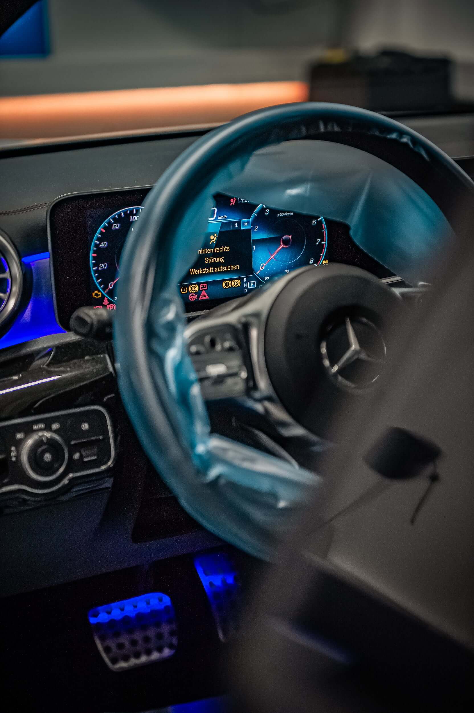 Tachometer eines Fahrzeugs – Prüfung auf mögliche Manipulation des Kilometerstands